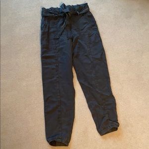 Anthropologie black high waisted linen joggers